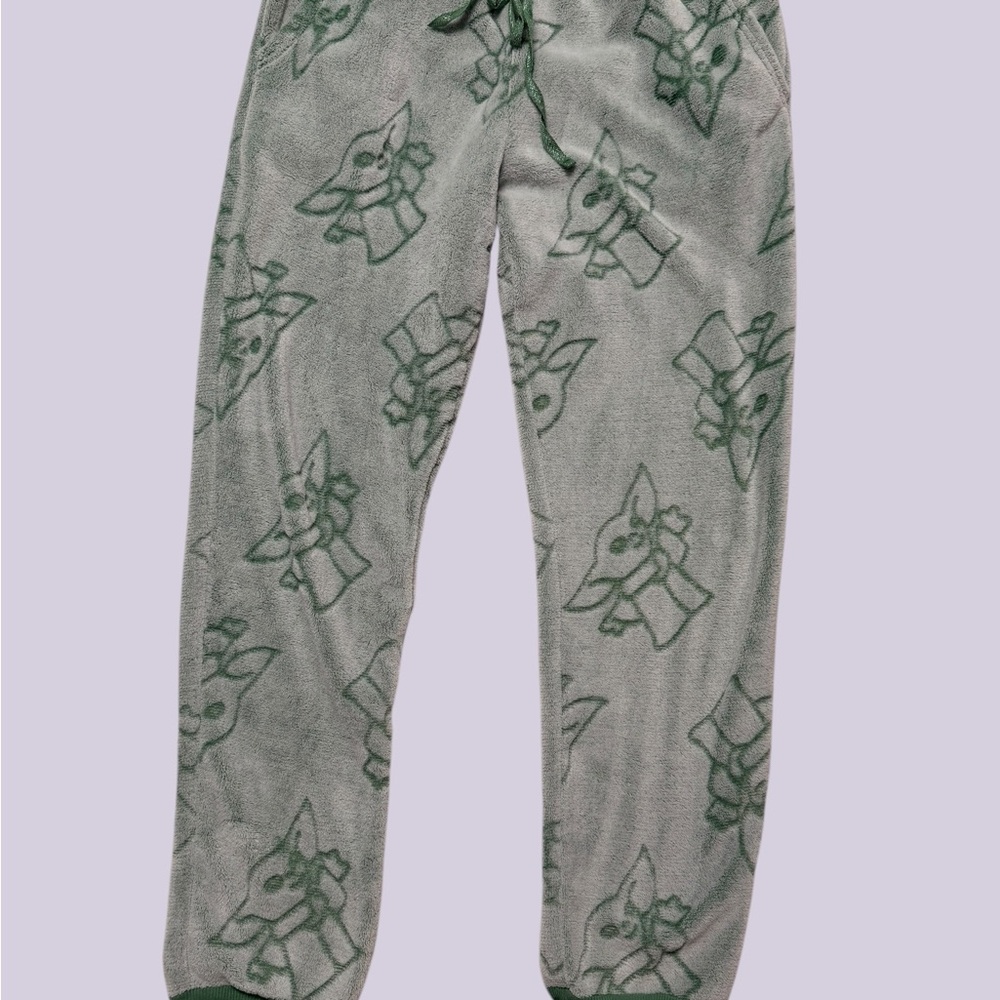 Star Wars Grogu Baby Yoda Cozy Fleece Pajama Set Sweatshirt Jogger Lounge Medium - Picture 5 of 8